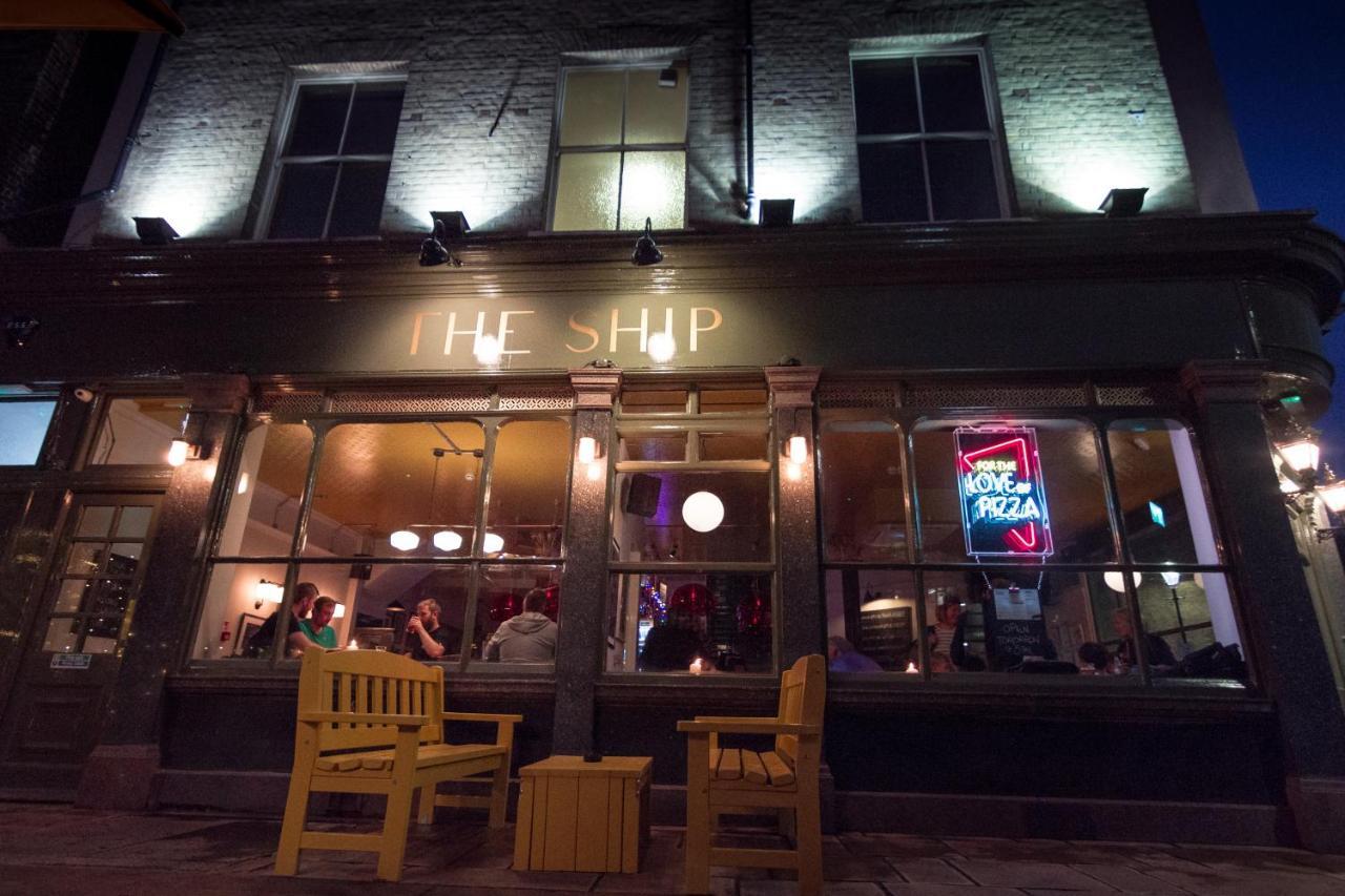 The Ship Londen
