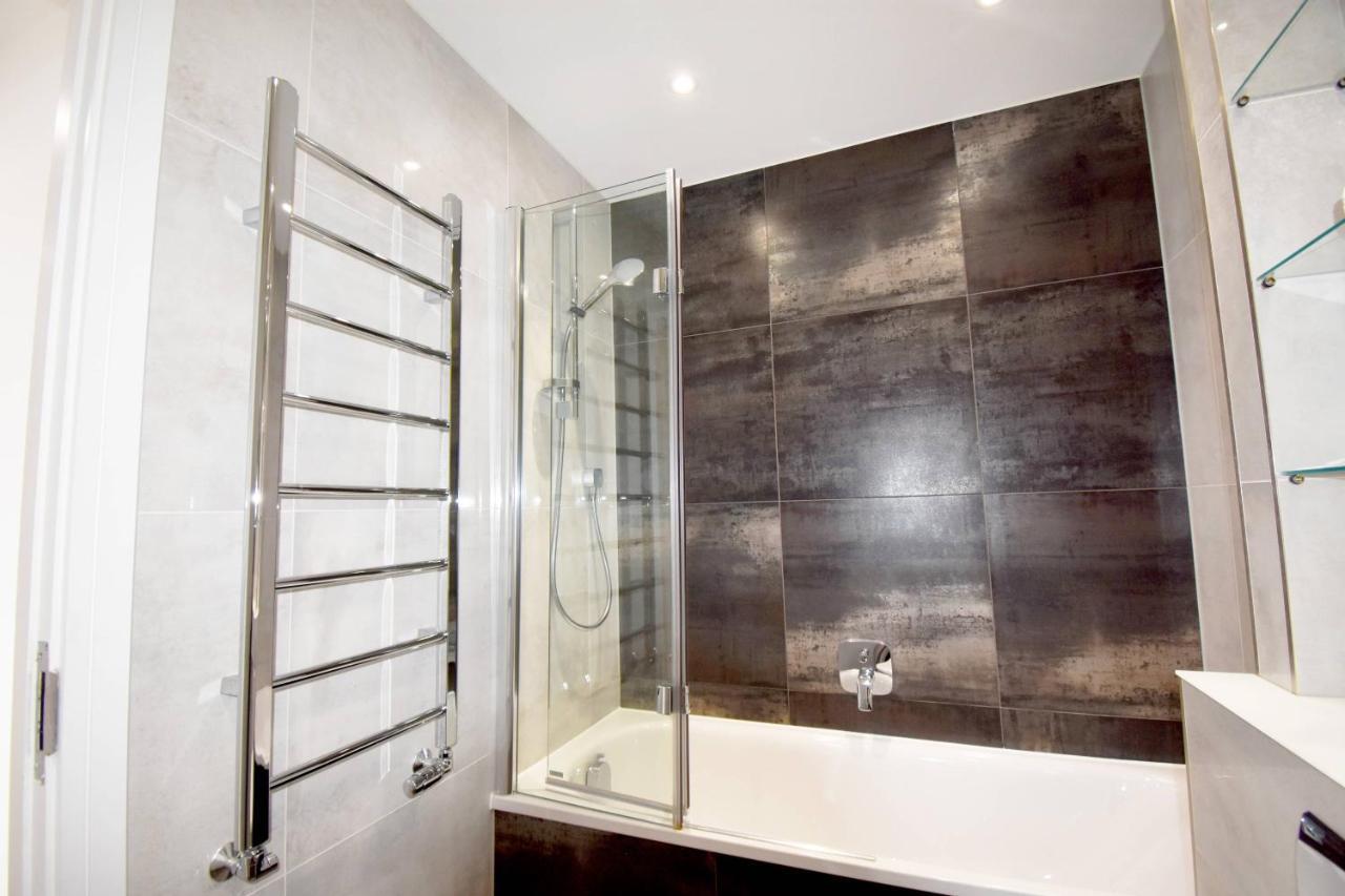 Northside Ealing Apartment *