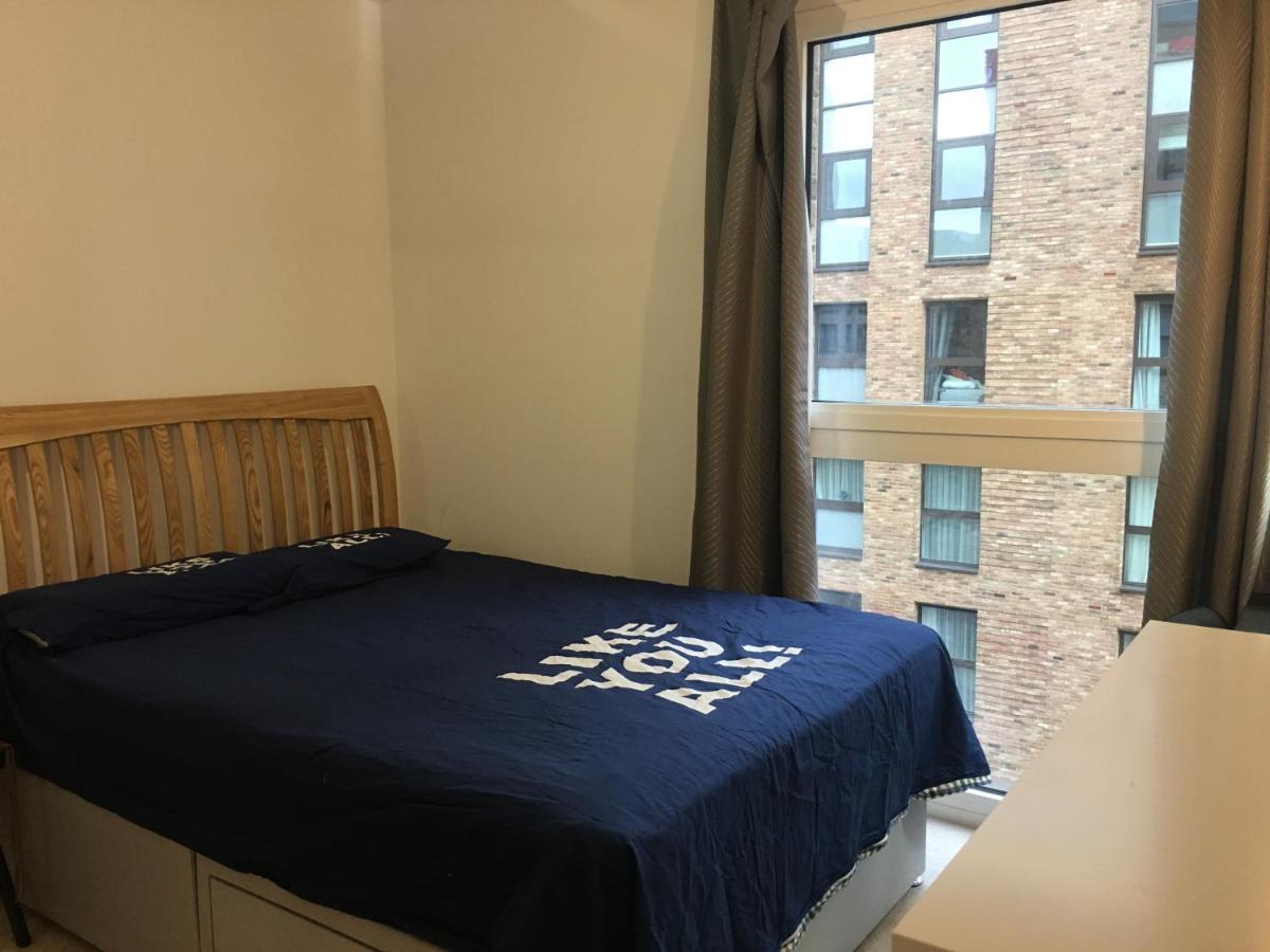 Spareroom Double Room In Surrey Quays * London
