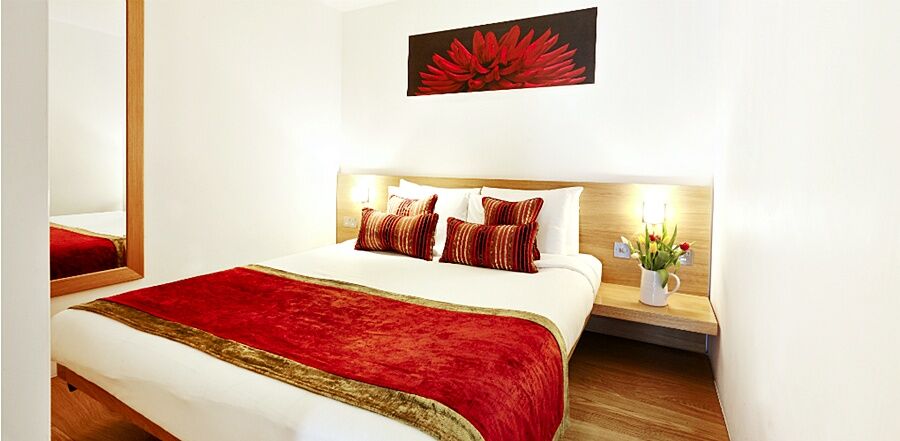 Hotel By Marriott Tower Bridge 4*