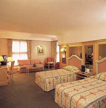 Thistle Westminster Hotel 4*