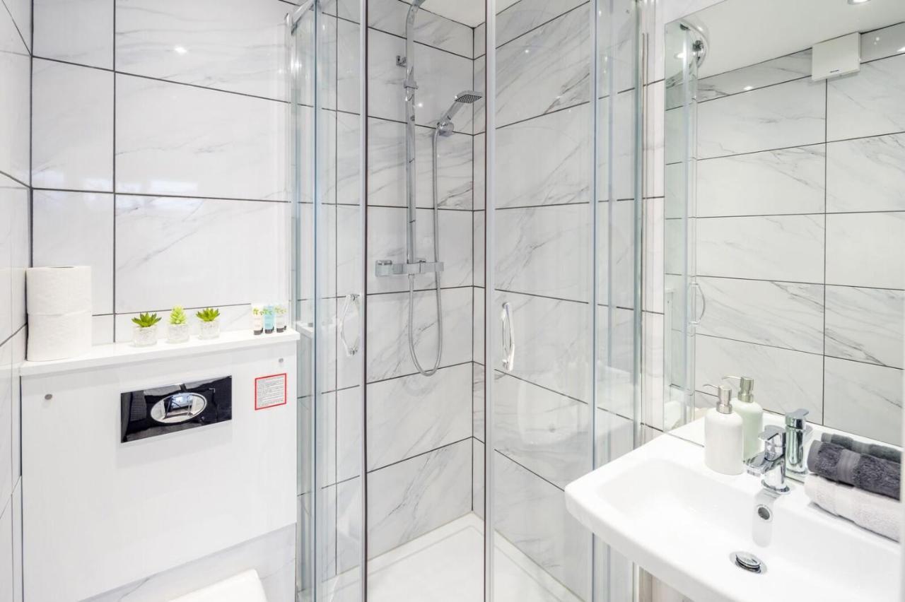 Skyline Serviced - Brixton Apartment *