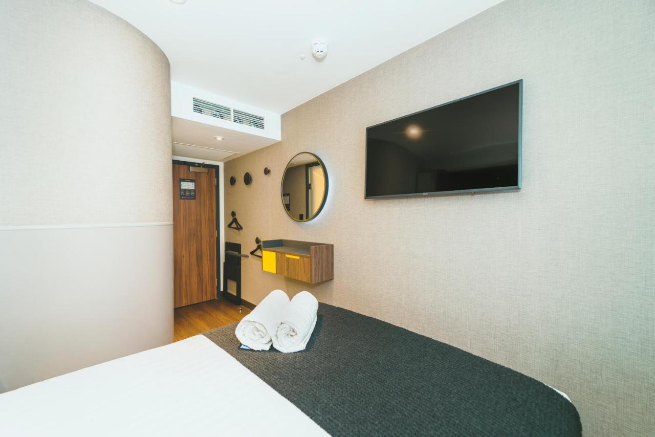 Point A Paddington Hotel 3*