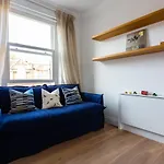 Cresswell Gardens IV By Onefinestay