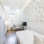 London Bridge Boutique By Viridian Apartments