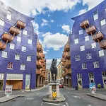 London Tower Bridge Apartments