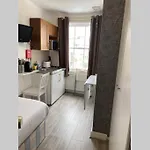 F19- Bright Studio For 1 Near Paddington