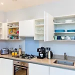 Highbury Holloway - Conveinent location