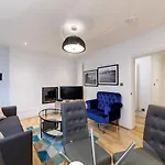 Garrick Mansions By Aeria Apartments