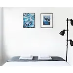 Specious 2 Bedroom Flat - Zone 1