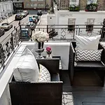 Deluxe Victoria House With Views Over The Historic Pimlico Conservation Area