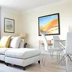 Spacious&Stylish 1 Bedroom Flat near Chelsea