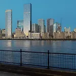 Docklands Riverside Superior 3 Bedroom Apartment By Delta Accomodation