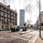 The Sussex Garden Retreat - Elegant 2Bdr Flat