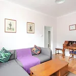Cosy 2 Bedroom Apartment In Central London With Garden