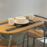 Layrek London 1 Bedroom Flat