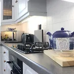 Inviting You To Your Home From Home 10 Minutes From Stratford Westfield