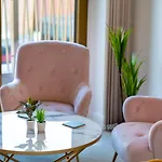 Lux 2 Bedrooms - 2 Bathrooms - F7