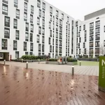 Private Bedrooms And Studios Minutes Away From Wembley Stadium At Sterling Court