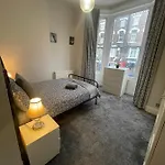 Pretty Flat 2 Double Rooms