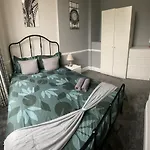 Pretty Flat 2 Double Rooms