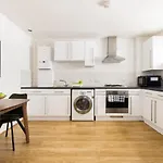 The Hackney Escape - Glamorous 3Bdr Flat