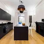 Stunning Notting Hill, 3 Bd, Fine Street, Garden