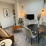 2 Bed Flat West Kensington/Fulham