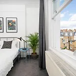 Kensington Nest Serviced Town House