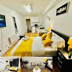 Premium Studio Flat 03 In Central London