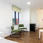 Chamber Street Apartment 2
