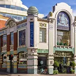 Chelsea Flat 10 Mins Harrods, Balcony, Gym, Air Conditioning