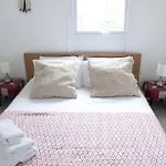 Light Filled Mid- Century 3 Bed Cottage In Dulwich