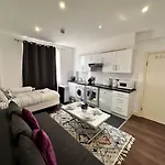 Central London 1-Bedroom Cozy Budget Apartment, Edgware Road