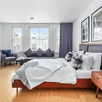 Sleep 6 Piccadilly Retreat 1 Bedroom Flat Vr5