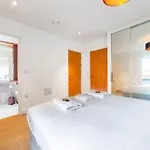 Amazing 3Bdr Duplex Wbalcony East London