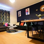 Enfield North London 3Br Apartment