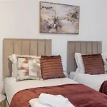 Modern Studio 3 Min Walk To Tube Station Nw11