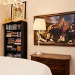The Designers Suite Kensington - Stylish 1Bdr Flat