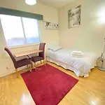 Single Room - Kings Cross, Female Only,, Guest House