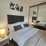 Modern 1 Bed Apartment Camden