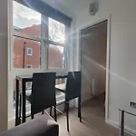 Modern 1 Bed Apartment Camden