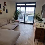 Cosy 1 Bedroom Apartment With Balcony Near Chiswick