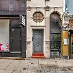 Lovely Kensington Apartments
