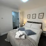 Contemporary Style In The Heart Of London