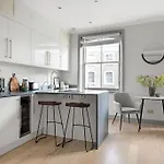 Notting Hill Stylish One Bedroom