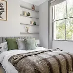 Notting Hill Stylish One Bedroom