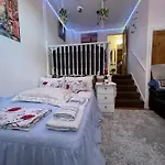 Ari Luxury Triple Room