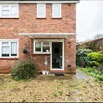 London Stratford Holiday Home