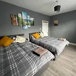 Hatton Homes: Tottenham